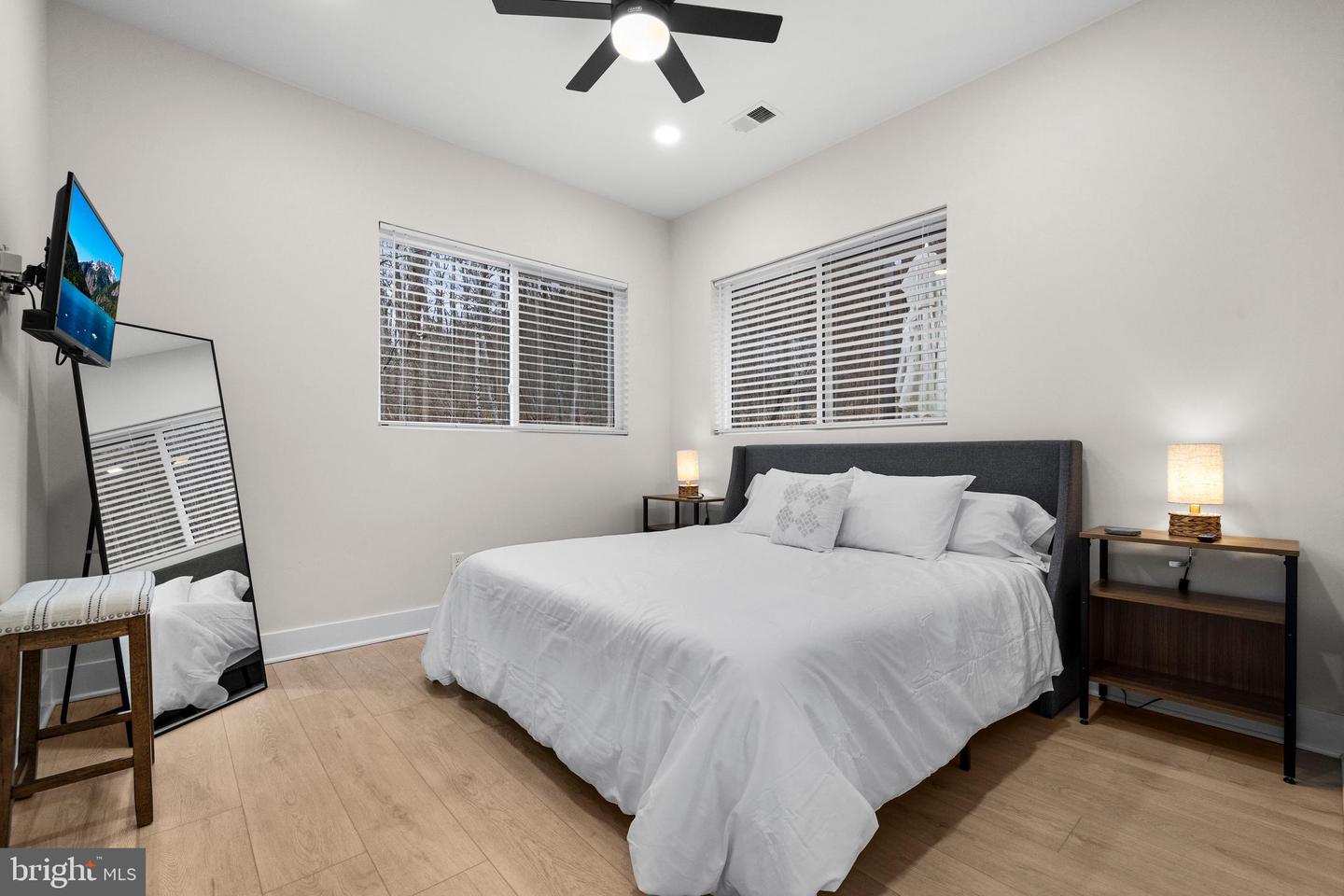 13543 HANGING ROCK LN, LOVETTSVILLE, Virginia 20180, 4 Bedrooms Bedrooms, ,4 BathroomsBathrooms,Residential,For sale,13543 HANGING ROCK LN,VALO2112532 MLS # VALO2112532