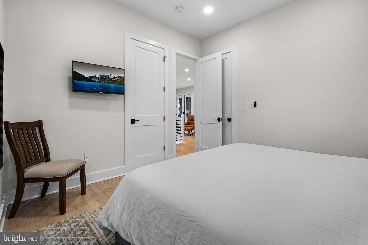 13543 HANGING ROCK LN, LOVETTSVILLE, Virginia 20180, 4 Bedrooms Bedrooms, ,4 BathroomsBathrooms,Residential,For sale,13543 HANGING ROCK LN,VALO2112532 MLS # VALO2112532