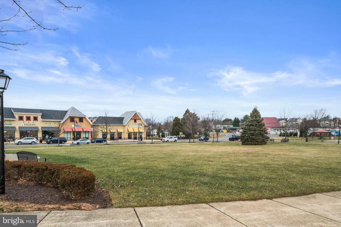 13543 HANGING ROCK LN, LOVETTSVILLE, Virginia 20180, 4 Bedrooms Bedrooms, ,4 BathroomsBathrooms,Residential,For sale,13543 HANGING ROCK LN,VALO2112532 MLS # VALO2112532