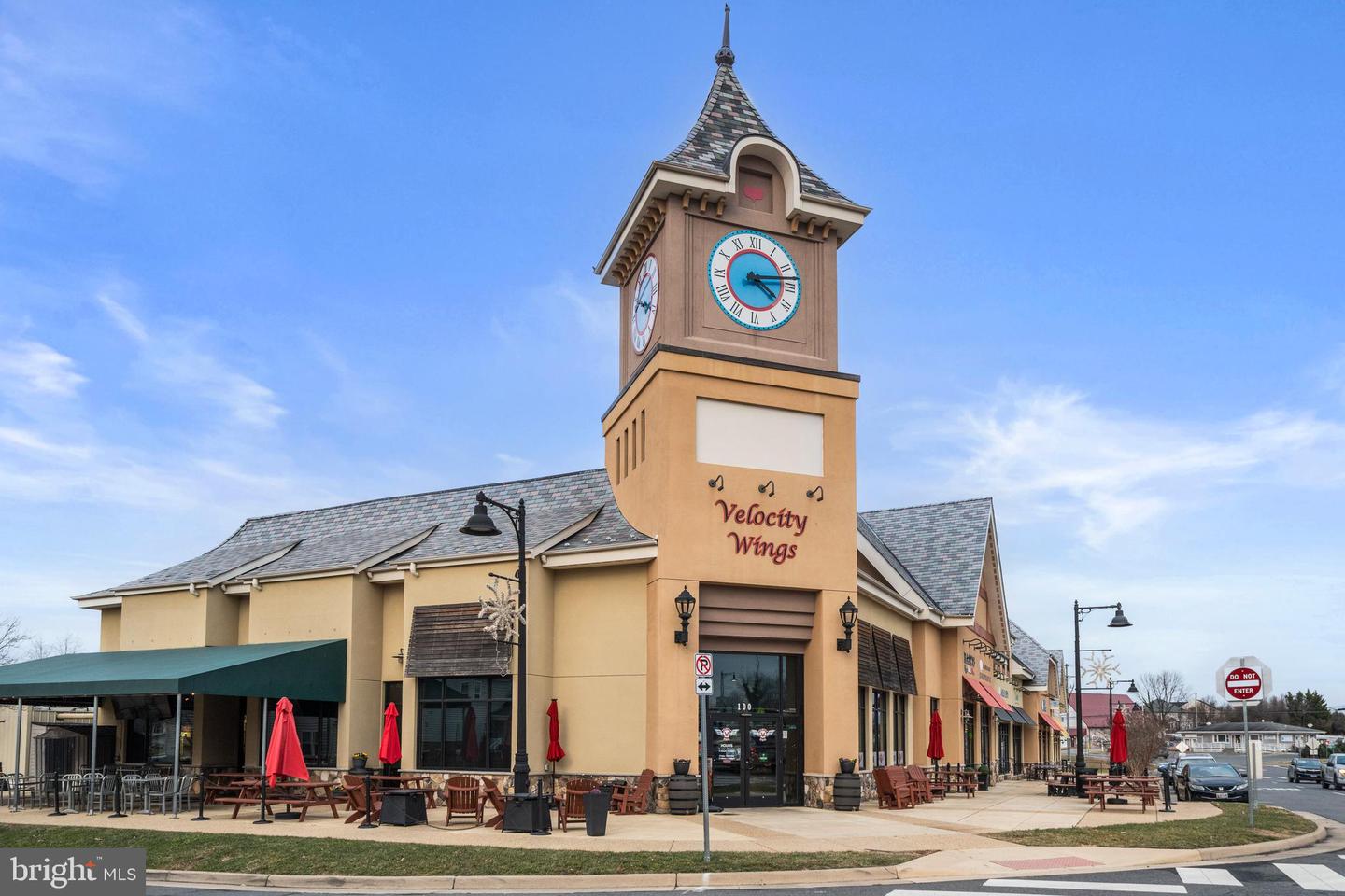 13543 HANGING ROCK LN, LOVETTSVILLE, Virginia 20180, 4 Bedrooms Bedrooms, ,4 BathroomsBathrooms,Residential,For sale,13543 HANGING ROCK LN,VALO2112532 MLS # VALO2112532