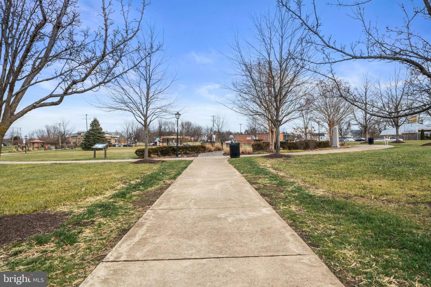 13543 HANGING ROCK LN, LOVETTSVILLE, Virginia 20180, 4 Bedrooms Bedrooms, ,4 BathroomsBathrooms,Residential,For sale,13543 HANGING ROCK LN,VALO2112532 MLS # VALO2112532