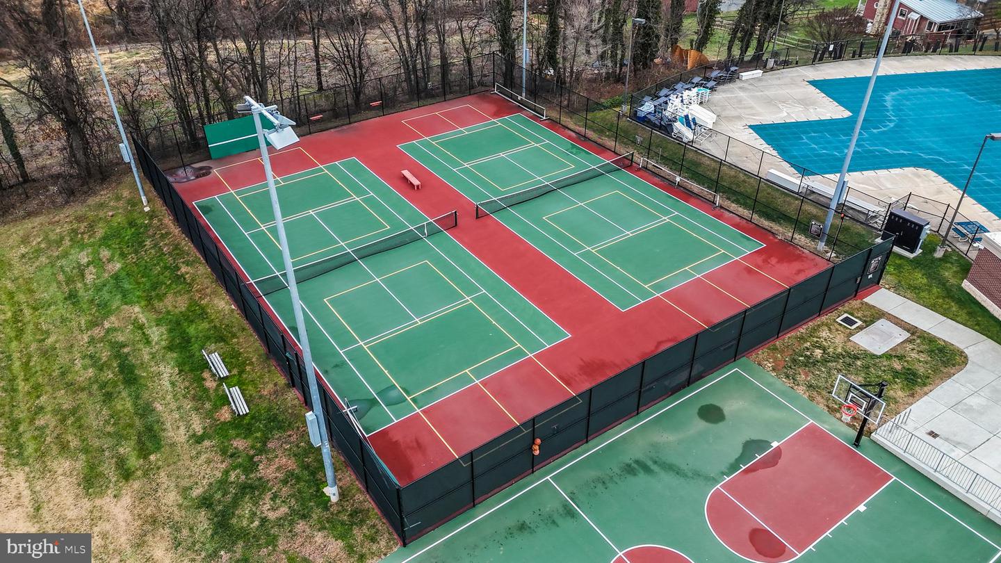 13543 HANGING ROCK LN, LOVETTSVILLE, Virginia 20180, 4 Bedrooms Bedrooms, ,4 BathroomsBathrooms,Residential,For sale,13543 HANGING ROCK LN,VALO2112532 MLS # VALO2112532