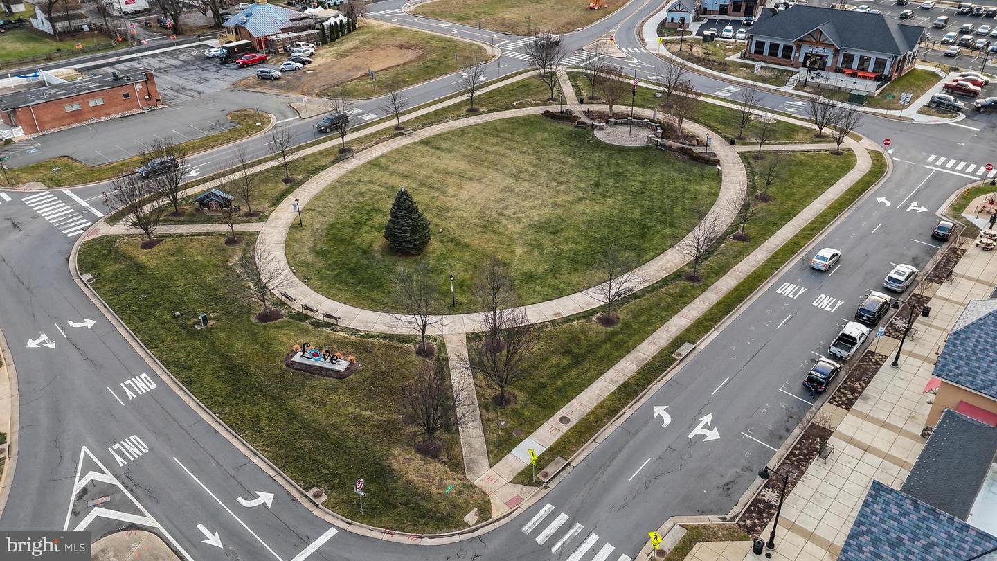 13543 HANGING ROCK LN, LOVETTSVILLE, Virginia 20180, 4 Bedrooms Bedrooms, ,4 BathroomsBathrooms,Residential,For sale,13543 HANGING ROCK LN,VALO2112532 MLS # VALO2112532