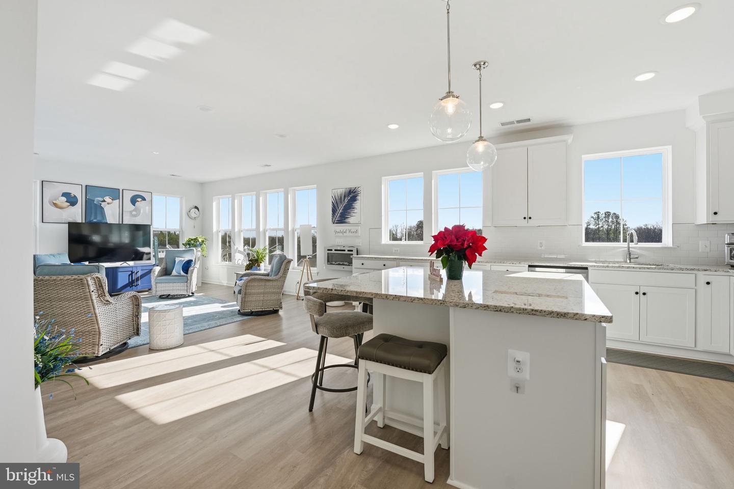 3720 HAVERTILL LN #407, WOODBRIDGE, Virginia 22193, 2 Bedrooms Bedrooms, ,2 BathroomsBathrooms,Residential,For sale,3720 HAVERTILL LN #407,VAPW2109312 MLS # VAPW2109312