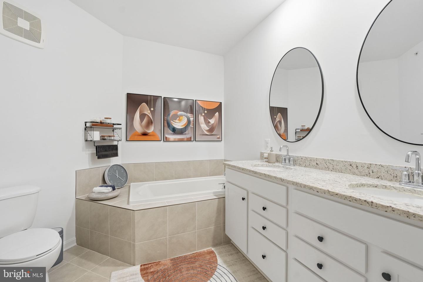 3720 HAVERTILL LN #407, WOODBRIDGE, Virginia 22193, 2 Bedrooms Bedrooms, ,2 BathroomsBathrooms,Residential,For sale,3720 HAVERTILL LN #407,VAPW2109312 MLS # VAPW2109312