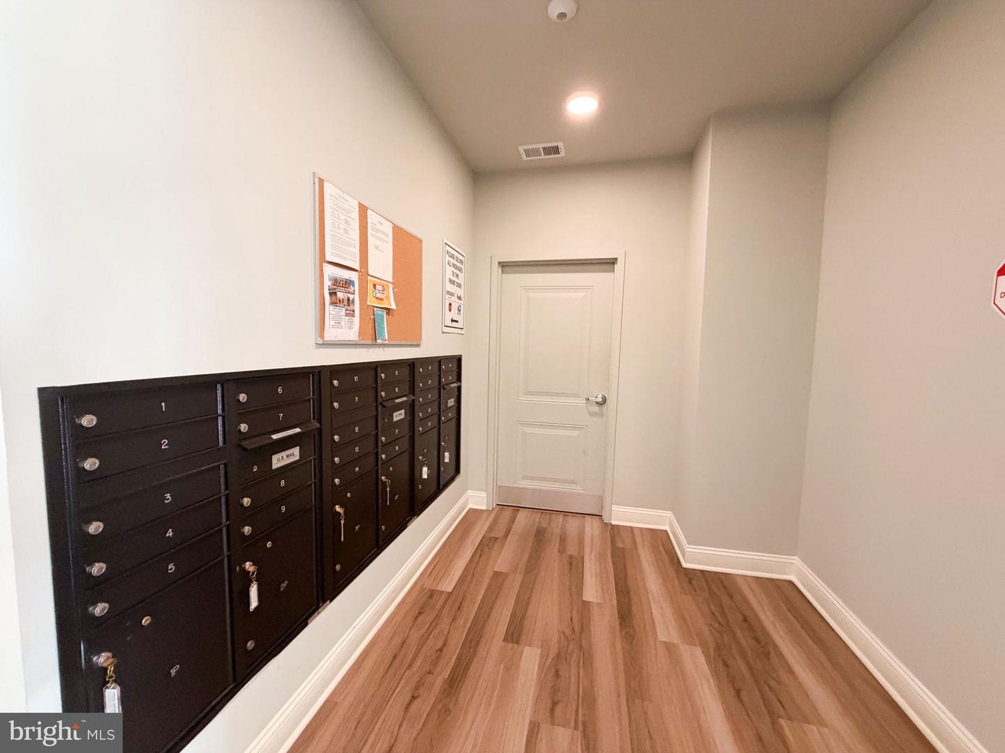 3720 HAVERTILL LN #407, WOODBRIDGE, Virginia 22193, 2 Bedrooms Bedrooms, ,2 BathroomsBathrooms,Residential,For sale,3720 HAVERTILL LN #407,VAPW2109312 MLS # VAPW2109312