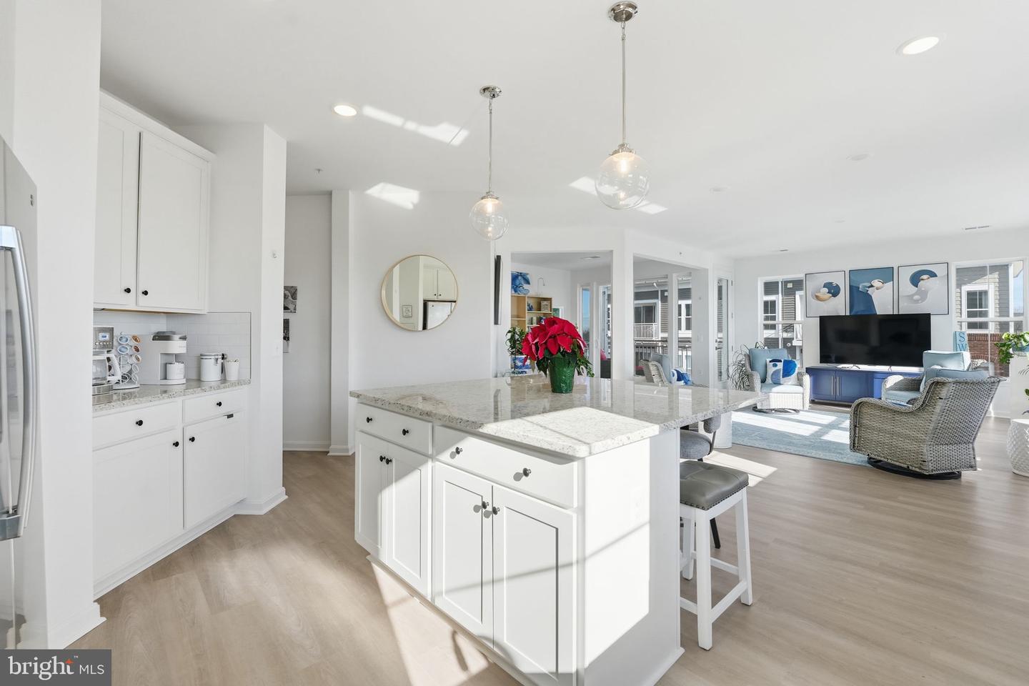 3720 HAVERTILL LN #407, WOODBRIDGE, Virginia 22193, 2 Bedrooms Bedrooms, ,2 BathroomsBathrooms,Residential,For sale,3720 HAVERTILL LN #407,VAPW2109312 MLS # VAPW2109312