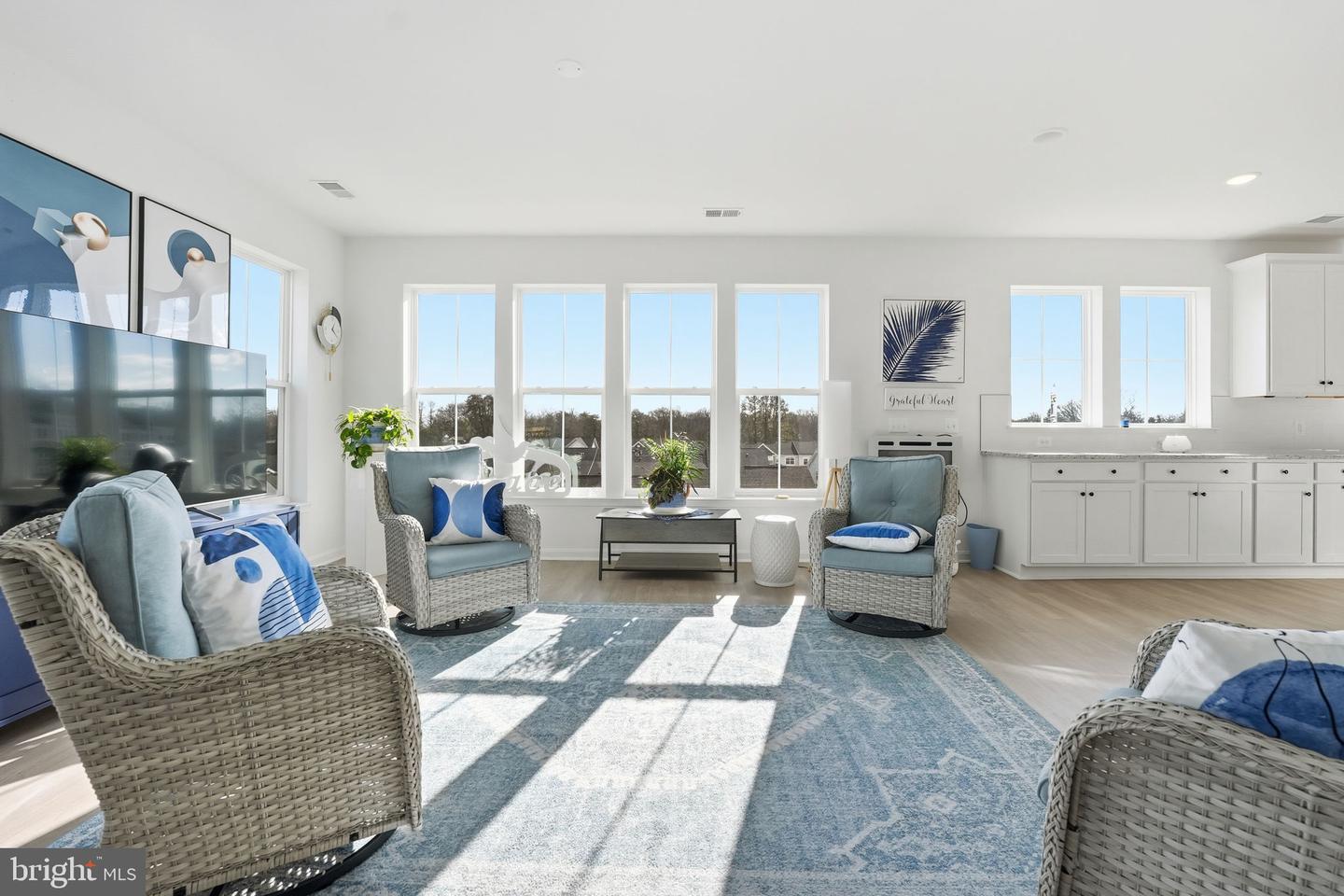 3720 HAVERTILL LN #407, WOODBRIDGE, Virginia 22193, 2 Bedrooms Bedrooms, ,2 BathroomsBathrooms,Residential,For sale,3720 HAVERTILL LN #407,VAPW2109312 MLS # VAPW2109312