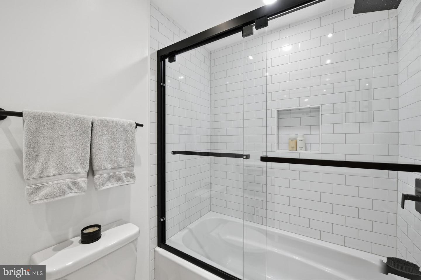 2301 N ST NW #212, WASHINGTON, District Of Columbia 20037, 1 Bedroom Bedrooms, ,1 BathroomBathrooms,Residential,For sale,2301 N ST NW #212,DCDC2235438 MLS # DCDC2235438 2301 N ST NW #212, WASHINGTON, District Of Columbia 20037, 1 Bedroom Bedrooms, ,1 BathroomBathrooms,Residential,For sale,2301 N ST NW #212,DCDC2235438 MLS # DCDC2235438