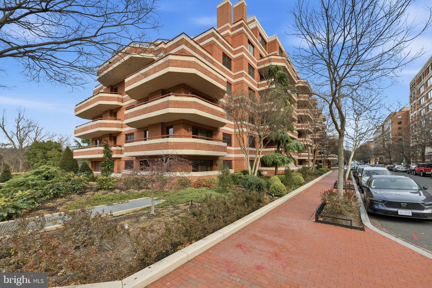 2301 N ST NW #212, WASHINGTON, District Of Columbia 20037, 1 Bedroom Bedrooms, ,1 BathroomBathrooms,Residential,For sale,2301 N ST NW #212,DCDC2235438 MLS # DCDC2235438 2301 N ST NW #212, WASHINGTON, District Of Columbia 20037, 1 Bedroom Bedrooms, ,1 BathroomBathrooms,Residential,For sale,2301 N ST NW #212,DCDC2235438 MLS # DCDC2235438