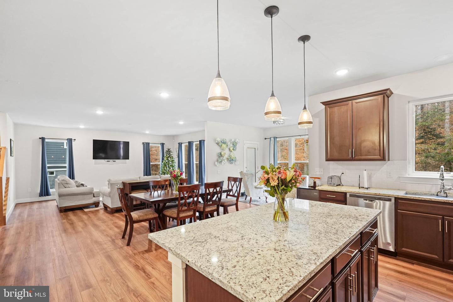 17751 WHITE CAMPION WAY, DUMFRIES, Virginia 22026, 4 Bedrooms Bedrooms, ,5 BathroomsBathrooms,Residential,For sale,17751 WHITE CAMPION WAY,VAPW2109386 MLS # VAPW2109386