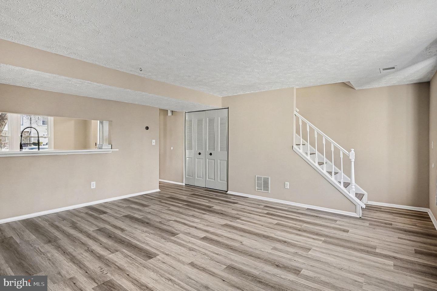 10161 E WILMINGTON ST, MANASSAS, Virginia 20109, 3 Bedrooms Bedrooms, 1 Room Rooms,2 BathroomsBathrooms,Residential,For sale,10161 E WILMINGTON ST,VAPW2109400 MLS # VAPW2109400