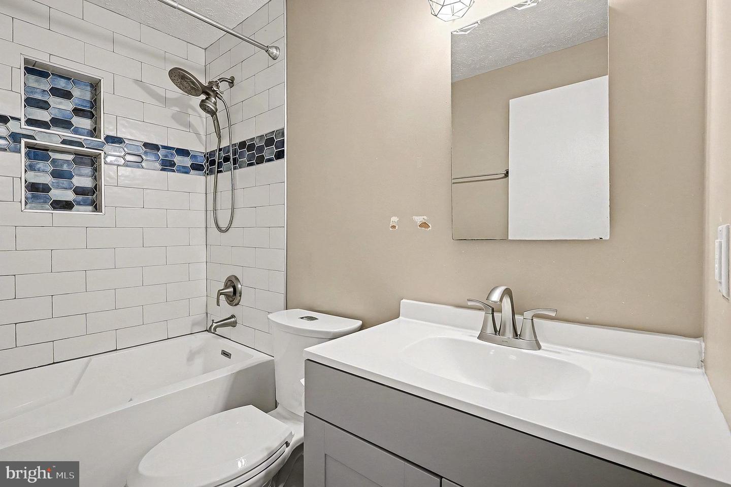 10161 E WILMINGTON ST, MANASSAS, Virginia 20109, 3 Bedrooms Bedrooms, 1 Room Rooms,2 BathroomsBathrooms,Residential,For sale,10161 E WILMINGTON ST,VAPW2109400 MLS # VAPW2109400