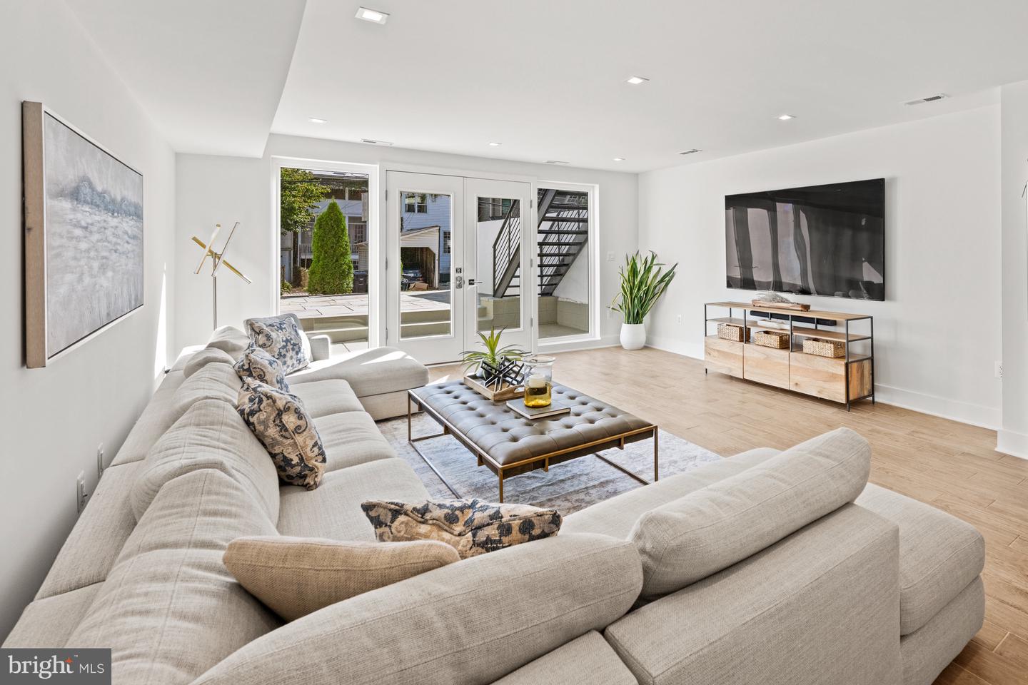 3728 R ST NW, WASHINGTON, District Of Columbia 20007, 4 Bedrooms Bedrooms, ,4 BathroomsBathrooms,Residential,For sale,3728 R ST NW,DCDC2235554 MLS # DCDC2235554 3728 R ST NW, WASHINGTON, District Of Columbia 20007, 4 Bedrooms Bedrooms, ,4 BathroomsBathrooms,Residential,For sale,3728 R ST NW,DCDC2235554 MLS # DCDC2235554