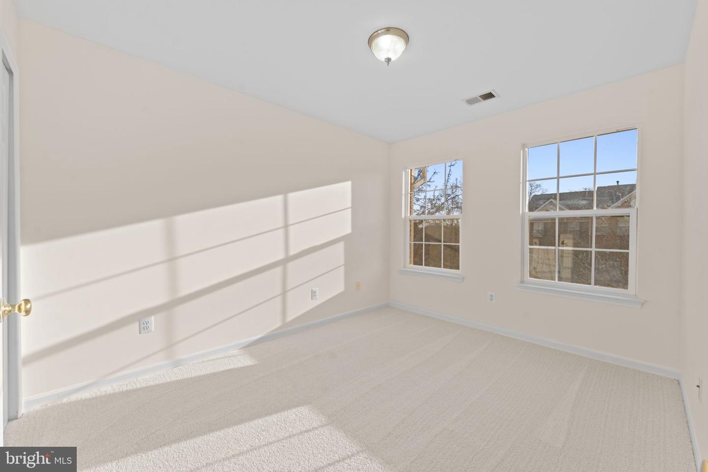 824 PERSIMMON PL, CULPEPER, Virginia 22701, 3 Bedrooms Bedrooms, ,3 BathroomsBathrooms,Residential,For sale,824 PERSIMMON PL,VACU2012262 MLS # VACU2012262