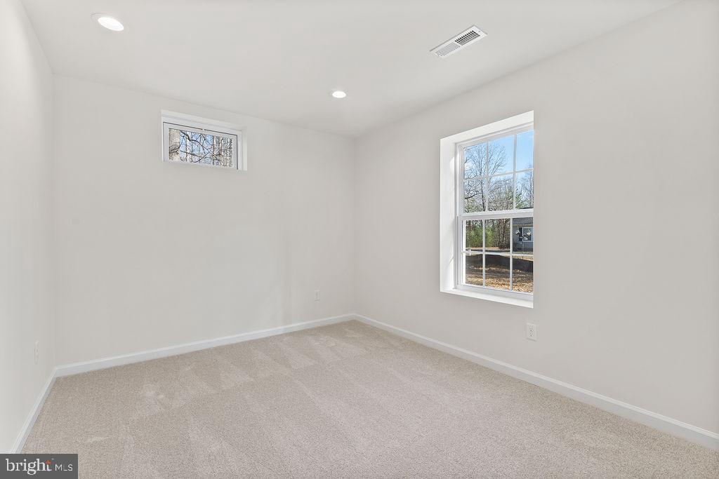 512 CEDAR HILL RD, MINERAL, Virginia 23117, 5 Bedrooms Bedrooms, ,3 BathroomsBathrooms,Residential,For sale,512 CEDAR HILL RD,VALA2009062 MLS # VALA2009062