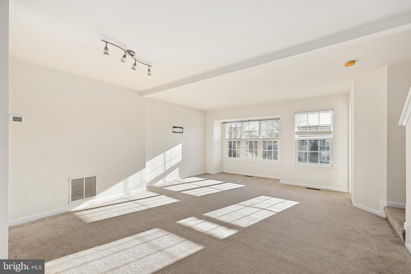 17357 SLIGO LOOP, DUMFRIES, Virginia 22026, 3 Bedrooms Bedrooms, 11 Rooms Rooms,2 BathroomsBathrooms,Residential,For sale,17357 SLIGO LOOP,VAPW2109446 MLS # VAPW2109446 17357 SLIGO LOOP, DUMFRIES, Virginia 22026, 3 Bedrooms Bedrooms, 11 Rooms Rooms,2 BathroomsBathrooms,Residential,For sale,17357 SLIGO LOOP,VAPW2109446 MLS # VAPW2109446