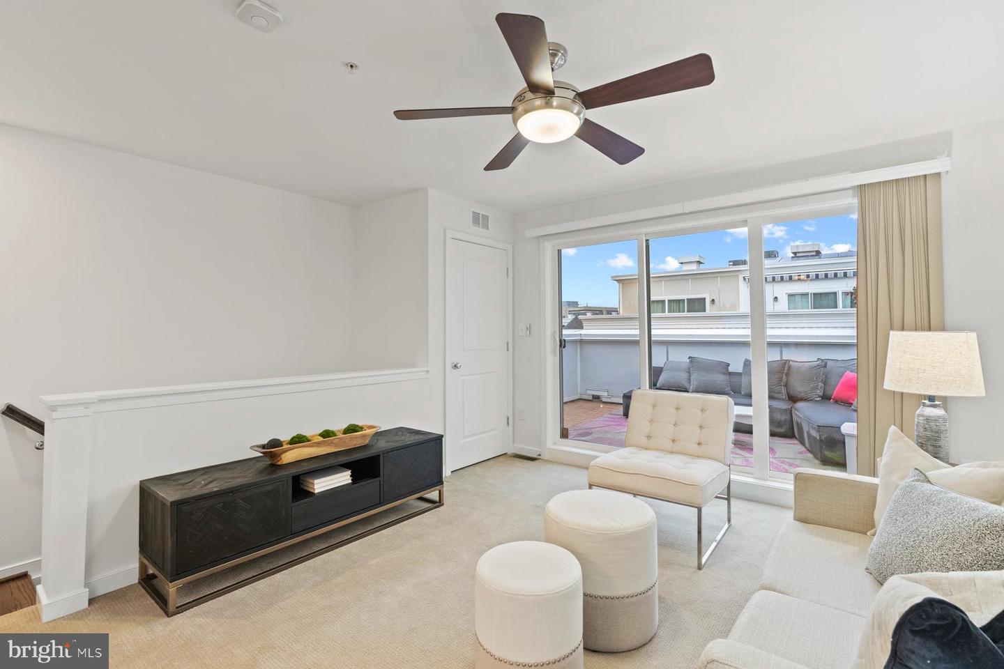 1022 3RD PL SE, WASHINGTON, District Of Columbia 20003, 4 Bedrooms Bedrooms, ,3 BathroomsBathrooms,Residential,For sale,1022 3RD PL SE,DCDC2235620 MLS # DCDC2235620