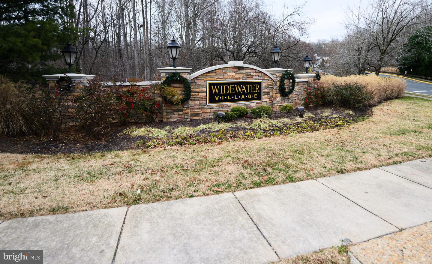 21 CARLSBAD DR, STAFFORD, Virginia 22554, 5 Bedrooms Bedrooms, ,3 BathroomsBathrooms,Residential,For sale,21 CARLSBAD DR,VAST2044822 MLS # VAST2044822