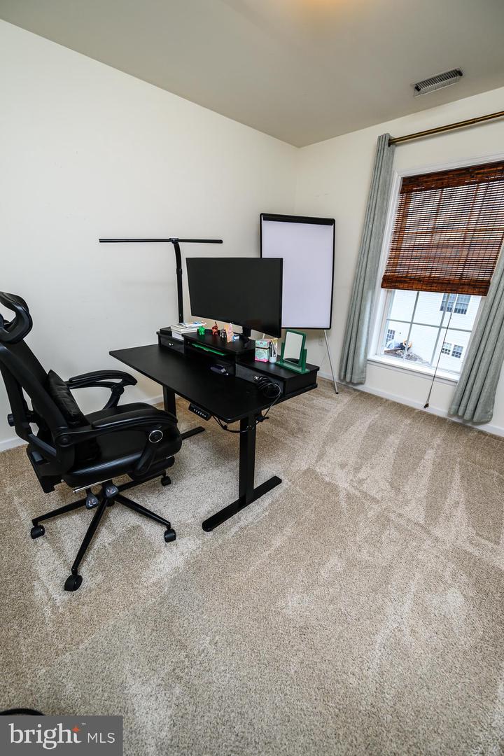 21 CARLSBAD DR, STAFFORD, Virginia 22554, 5 Bedrooms Bedrooms, ,3 BathroomsBathrooms,Residential,For sale,21 CARLSBAD DR,VAST2044822 MLS # VAST2044822