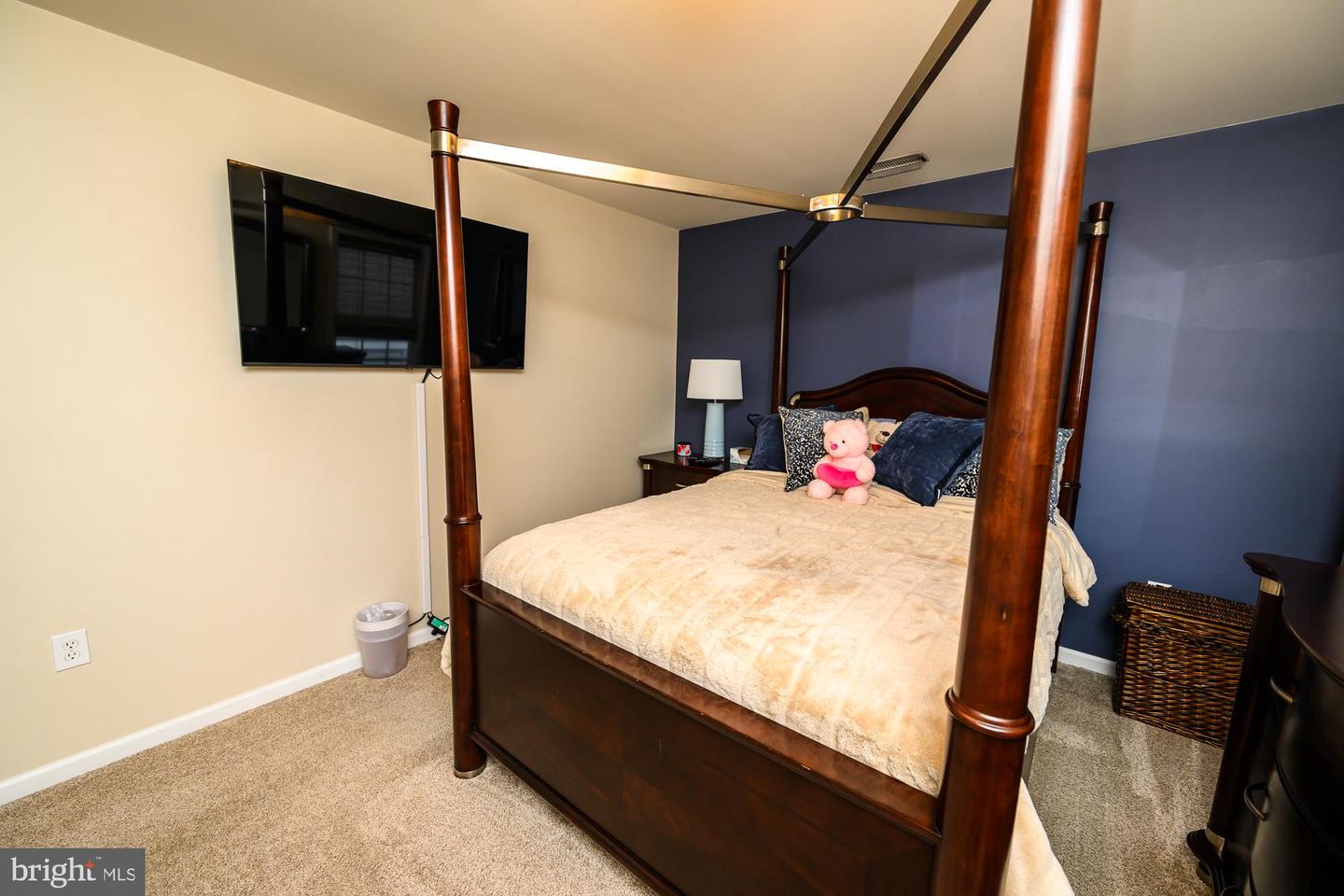 21 CARLSBAD DR, STAFFORD, Virginia 22554, 5 Bedrooms Bedrooms, ,3 BathroomsBathrooms,Residential,For sale,21 CARLSBAD DR,VAST2044822 MLS # VAST2044822