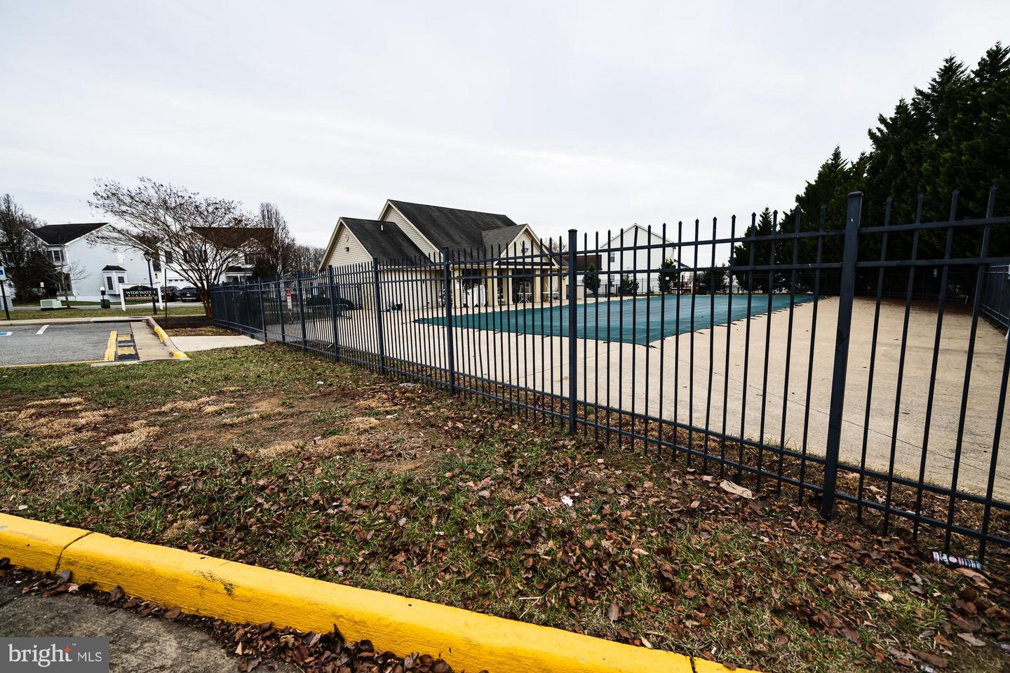 21 CARLSBAD DR, STAFFORD, Virginia 22554, 5 Bedrooms Bedrooms, ,3 BathroomsBathrooms,Residential,For sale,21 CARLSBAD DR,VAST2044822 MLS # VAST2044822