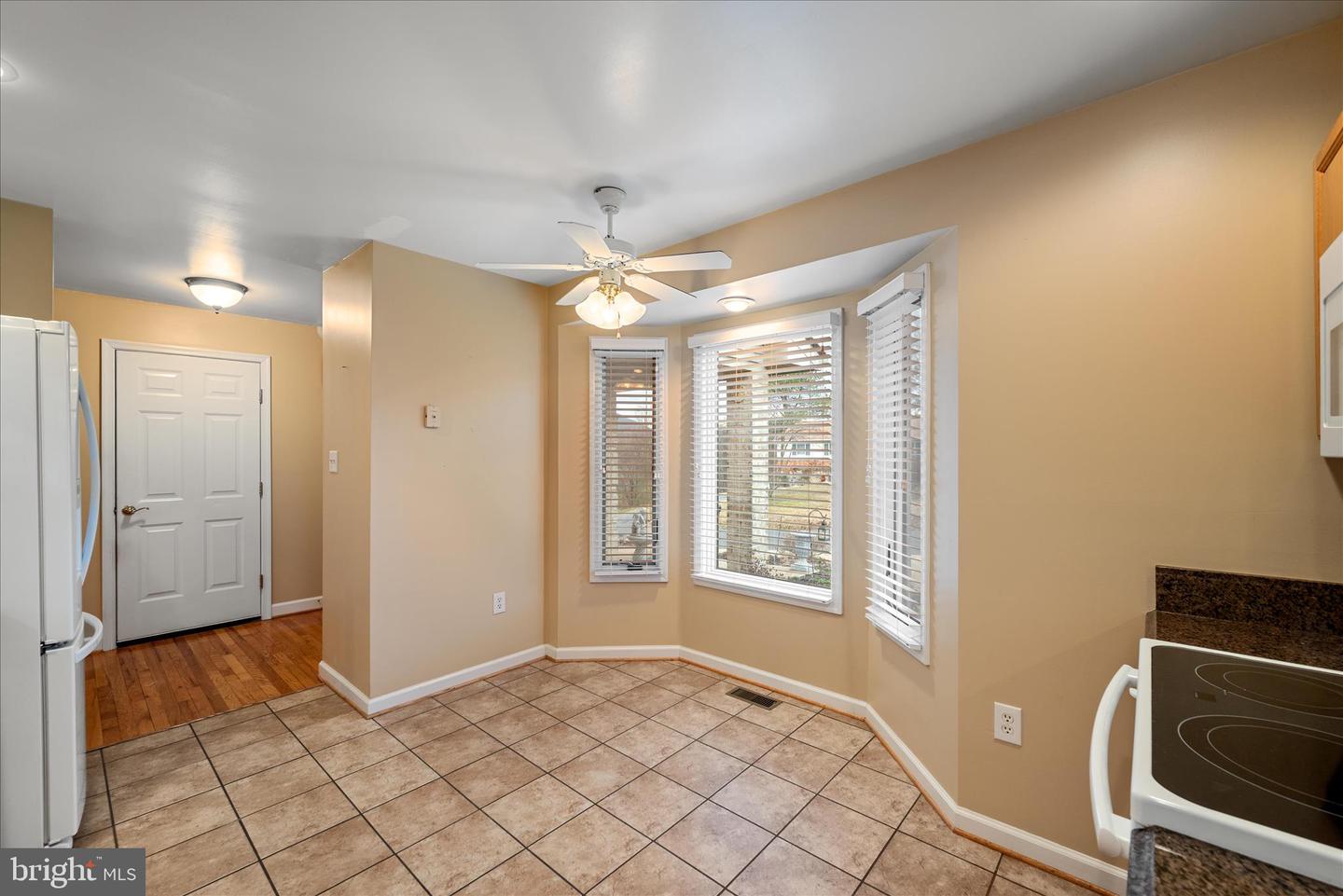 126 FAIRGROUND RD, WOODSTOCK, Virginia 22664, 3 Bedrooms Bedrooms, 9 Rooms Rooms,2 BathroomsBathrooms,Residential,For sale,126 FAIRGROUND RD,VASH2013236 MLS # VASH2013236