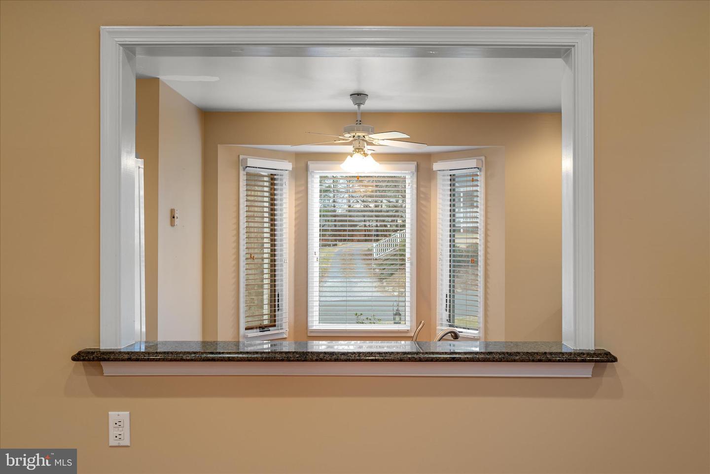 126 FAIRGROUND RD, WOODSTOCK, Virginia 22664, 3 Bedrooms Bedrooms, 9 Rooms Rooms,2 BathroomsBathrooms,Residential,For sale,126 FAIRGROUND RD,VASH2013236 MLS # VASH2013236