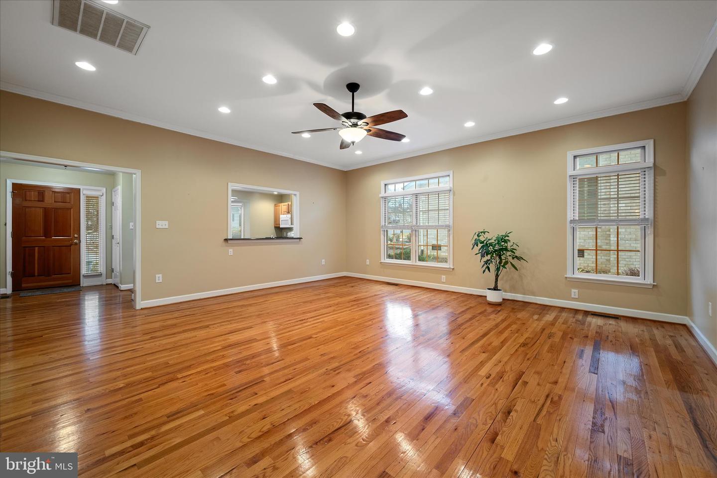 126 FAIRGROUND RD, WOODSTOCK, Virginia 22664, 3 Bedrooms Bedrooms, 9 Rooms Rooms,2 BathroomsBathrooms,Residential,For sale,126 FAIRGROUND RD,VASH2013236 MLS # VASH2013236