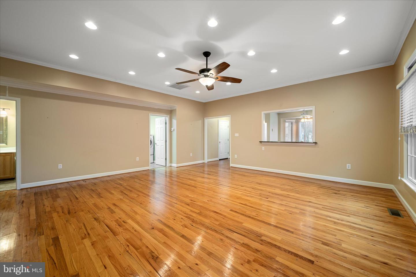 126 FAIRGROUND RD, WOODSTOCK, Virginia 22664, 3 Bedrooms Bedrooms, 9 Rooms Rooms,2 BathroomsBathrooms,Residential,For sale,126 FAIRGROUND RD,VASH2013236 MLS # VASH2013236