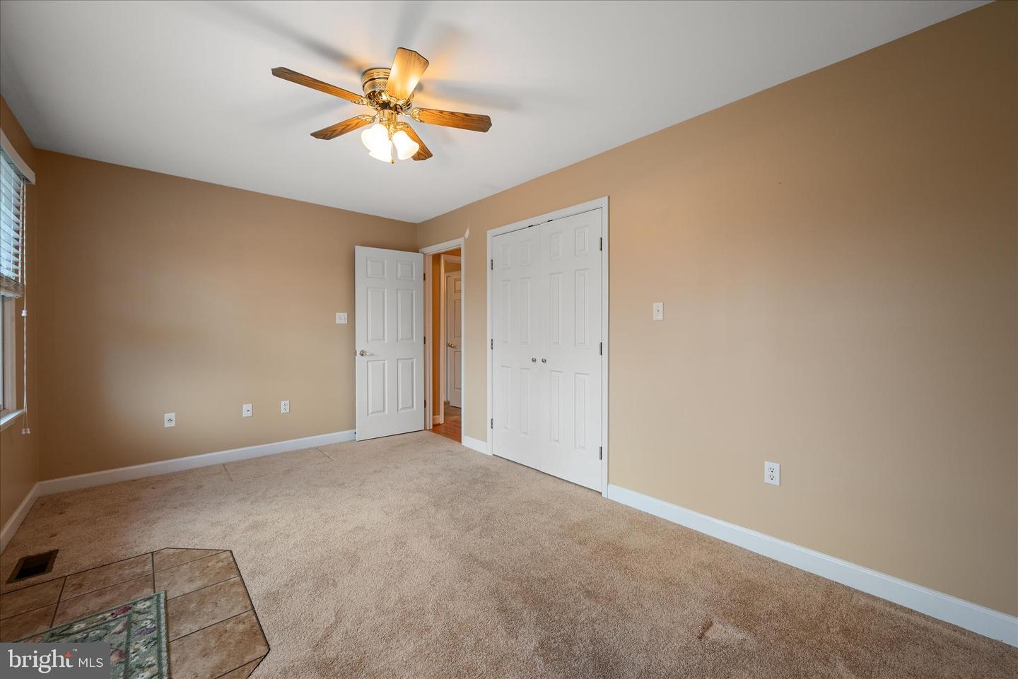 126 FAIRGROUND RD, WOODSTOCK, Virginia 22664, 3 Bedrooms Bedrooms, 9 Rooms Rooms,2 BathroomsBathrooms,Residential,For sale,126 FAIRGROUND RD,VASH2013236 MLS # VASH2013236