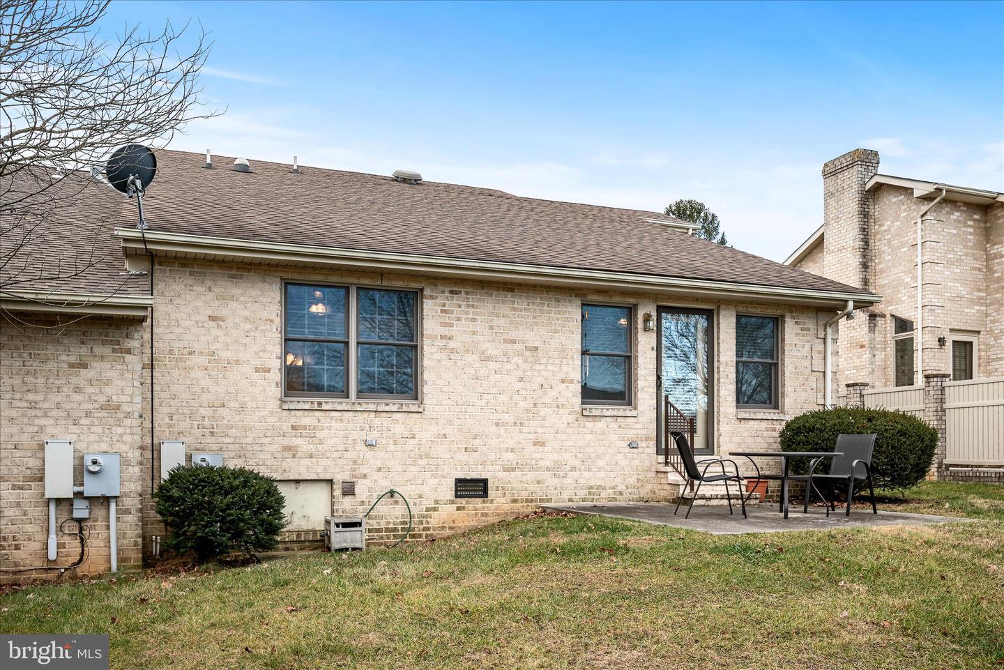 126 FAIRGROUND RD, WOODSTOCK, Virginia 22664, 3 Bedrooms Bedrooms, 9 Rooms Rooms,2 BathroomsBathrooms,Residential,For sale,126 FAIRGROUND RD,VASH2013236 MLS # VASH2013236