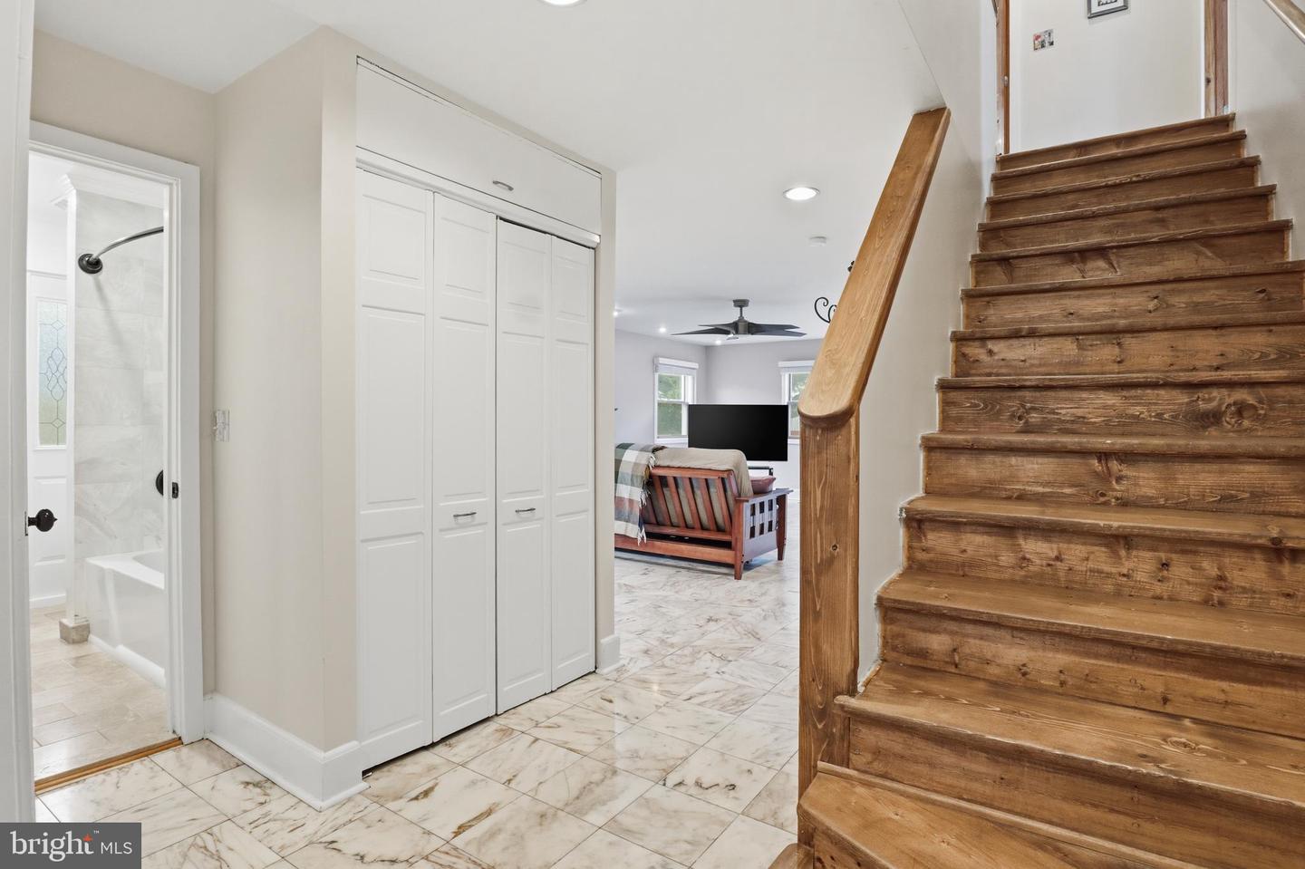 3134 CLAYBORNE AVE, ALEXANDRIA, Virginia 22306, 5 Bedrooms Bedrooms, ,3 BathroomsBathrooms,Residential,For sale,3134 CLAYBORNE AVE,VAFX2283130 MLS # VAFX2283130