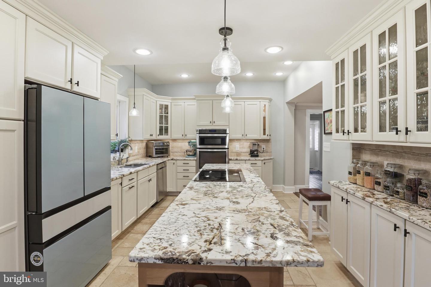 3134 CLAYBORNE AVE, ALEXANDRIA, Virginia 22306, 5 Bedrooms Bedrooms, ,3 BathroomsBathrooms,Residential,For sale,3134 CLAYBORNE AVE,VAFX2283130 MLS # VAFX2283130