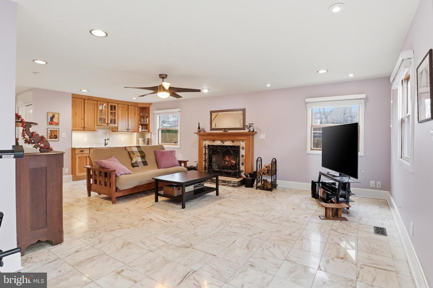 3134 CLAYBORNE AVE, ALEXANDRIA, Virginia 22306, 5 Bedrooms Bedrooms, ,3 BathroomsBathrooms,Residential,For sale,3134 CLAYBORNE AVE,VAFX2283130 MLS # VAFX2283130