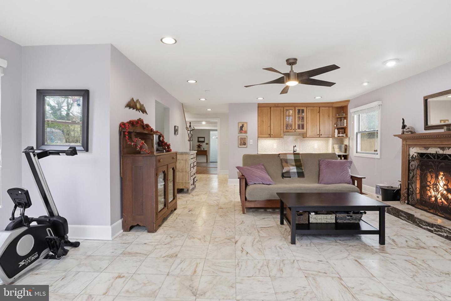 3134 CLAYBORNE AVE, ALEXANDRIA, Virginia 22306, 5 Bedrooms Bedrooms, ,3 BathroomsBathrooms,Residential,For sale,3134 CLAYBORNE AVE,VAFX2283130 MLS # VAFX2283130