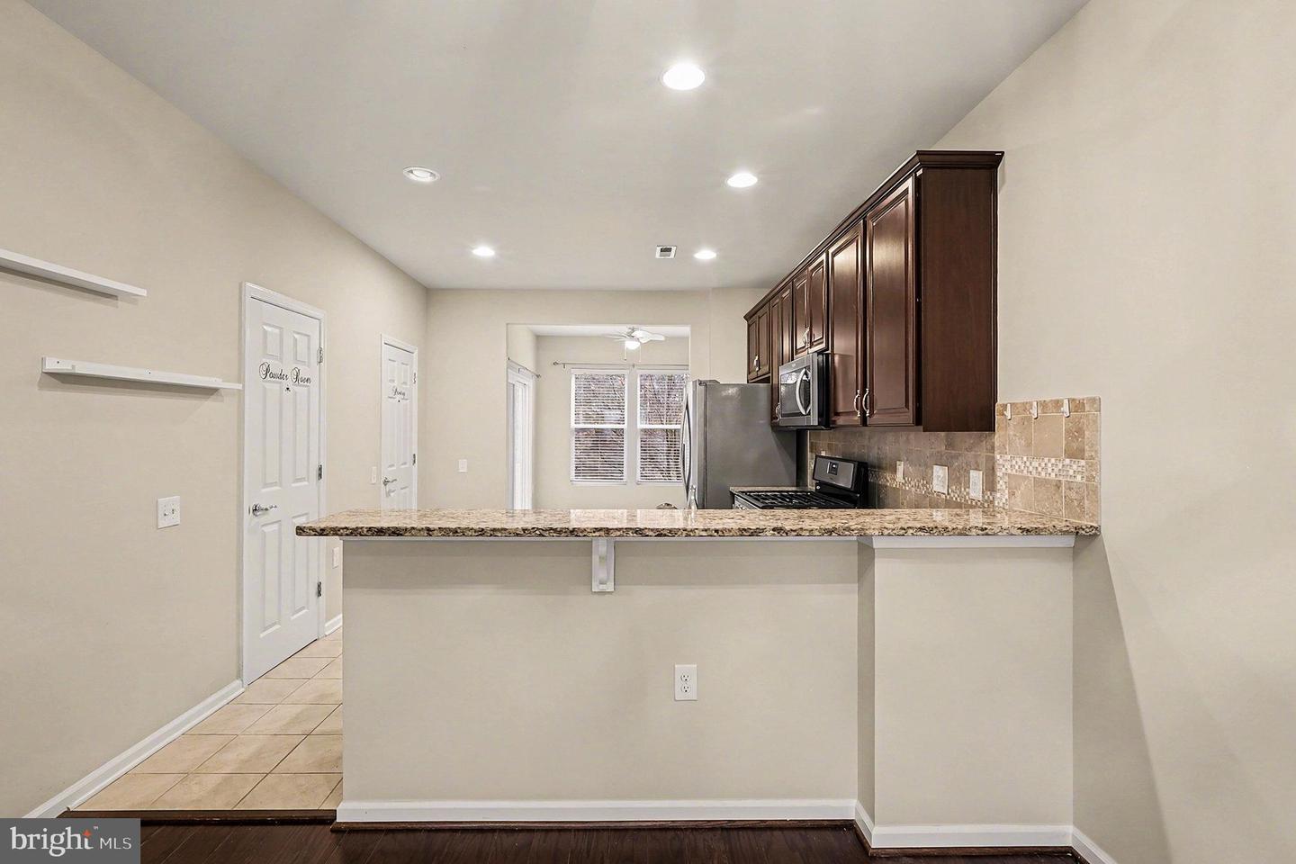 17083 GIBSON MILL RD, DUMFRIES, Virginia 22026, 3 Bedrooms Bedrooms, ,3 BathroomsBathrooms,Residential,For sale,17083 GIBSON MILL RD,VAPW2109472 MLS # VAPW2109472