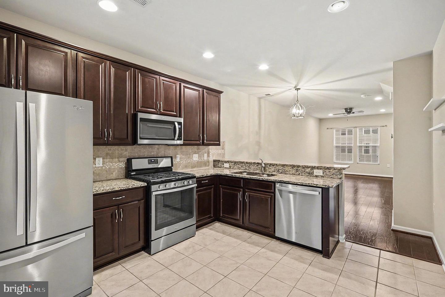 17083 GIBSON MILL RD, DUMFRIES, Virginia 22026, 3 Bedrooms Bedrooms, ,3 BathroomsBathrooms,Residential,For sale,17083 GIBSON MILL RD,VAPW2109472 MLS # VAPW2109472