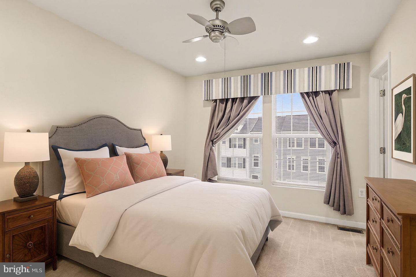 17083 GIBSON MILL RD, DUMFRIES, Virginia 22026, 3 Bedrooms Bedrooms, ,3 BathroomsBathrooms,Residential,For sale,17083 GIBSON MILL RD,VAPW2109472 MLS # VAPW2109472