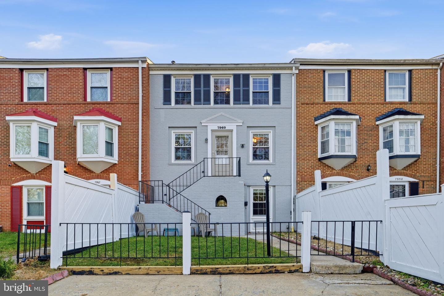 7960 CENTRAL PARK CIR, ALEXANDRIA, Virginia 22309, 4 Bedrooms Bedrooms, ,3 BathroomsBathrooms,Residential,For sale,7960 CENTRAL PARK CIR,VAFX2283182 MLS # VAFX2283182