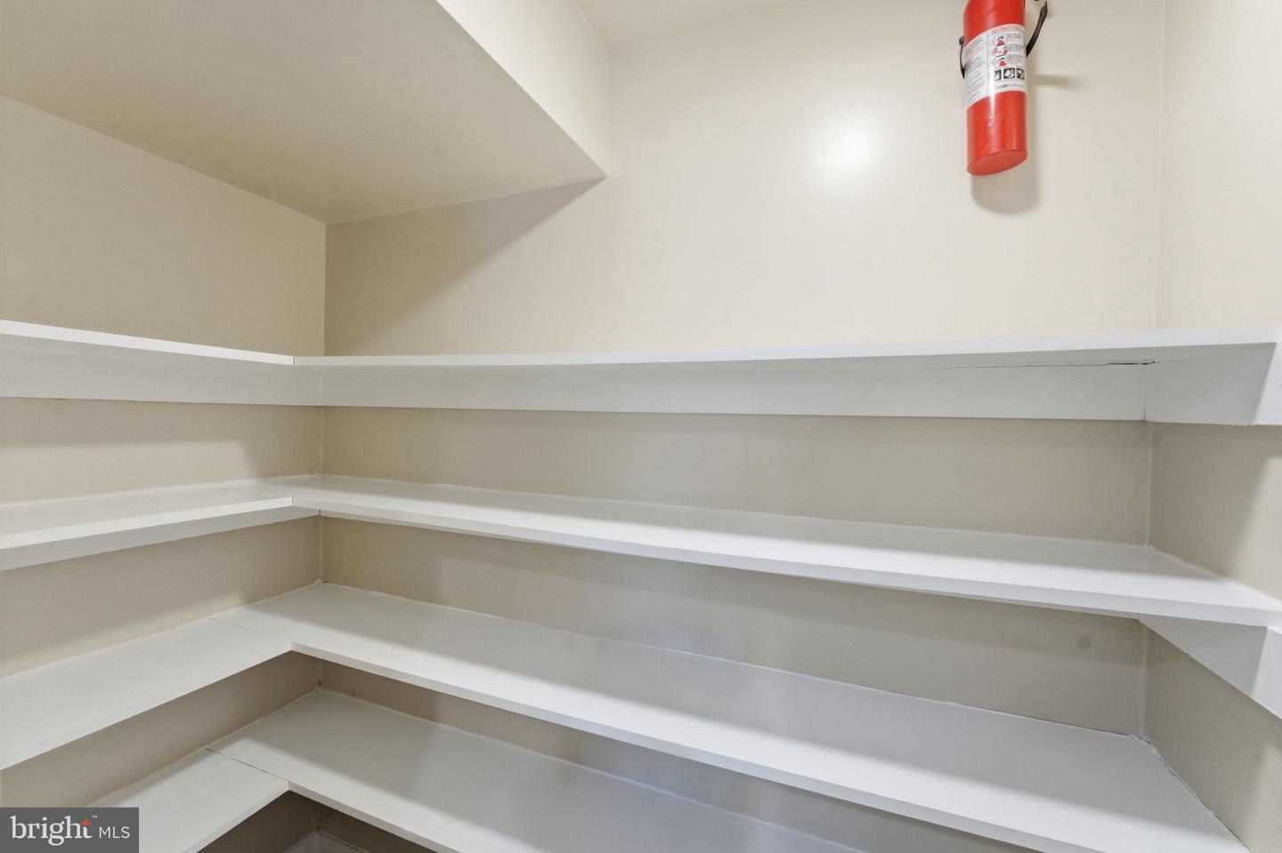 7960 CENTRAL PARK CIR, ALEXANDRIA, Virginia 22309, 4 Bedrooms Bedrooms, ,3 BathroomsBathrooms,Residential,For sale,7960 CENTRAL PARK CIR,VAFX2283182 MLS # VAFX2283182