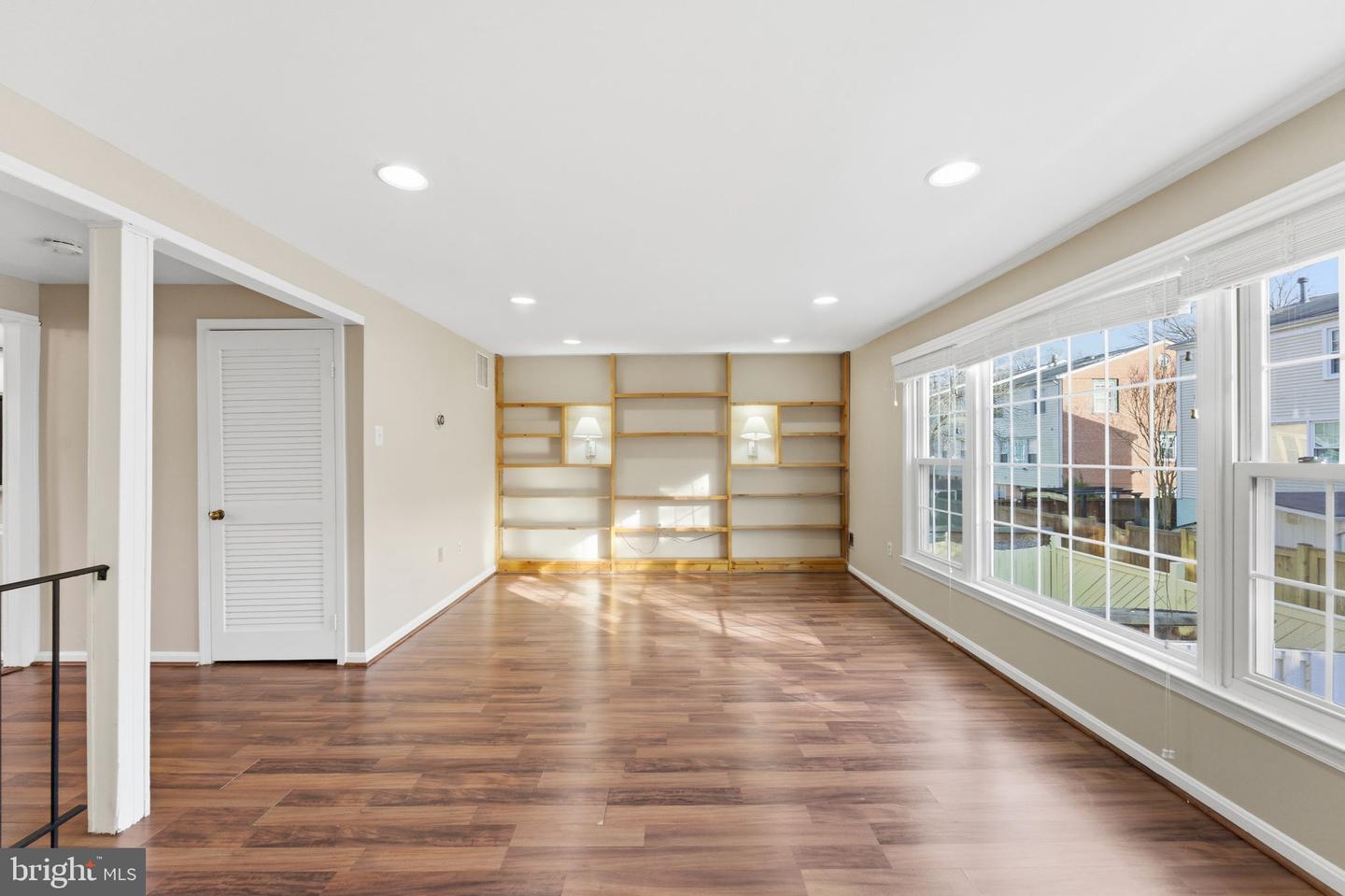 7960 CENTRAL PARK CIR, ALEXANDRIA, Virginia 22309, 4 Bedrooms Bedrooms, ,3 BathroomsBathrooms,Residential,For sale,7960 CENTRAL PARK CIR,VAFX2283182 MLS # VAFX2283182