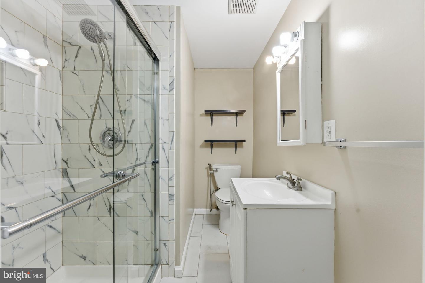 7960 CENTRAL PARK CIR, ALEXANDRIA, Virginia 22309, 4 Bedrooms Bedrooms, ,3 BathroomsBathrooms,Residential,For sale,7960 CENTRAL PARK CIR,VAFX2283182 MLS # VAFX2283182