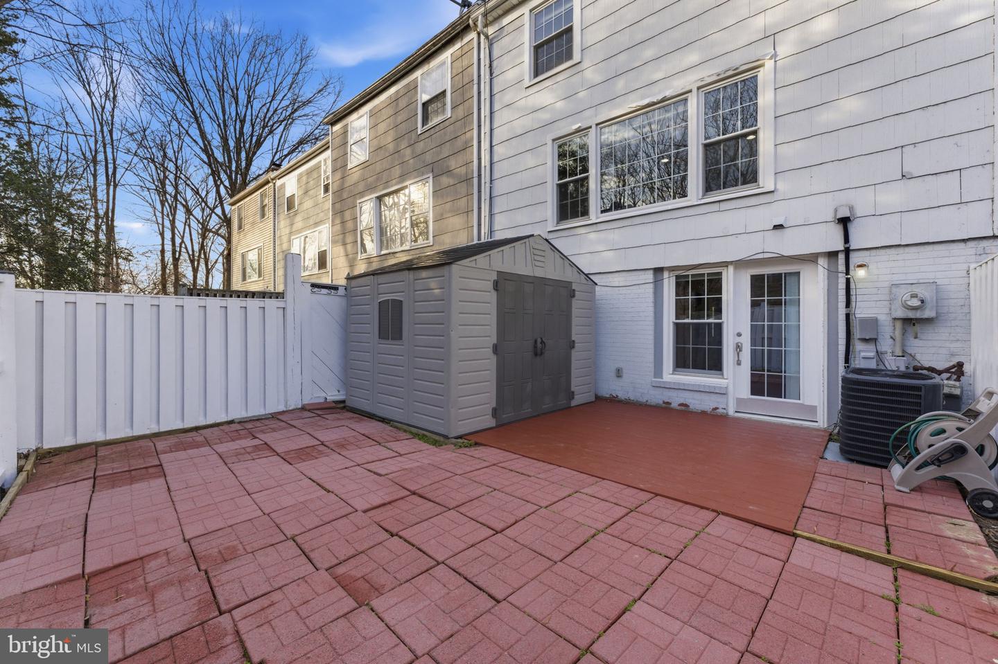 7960 CENTRAL PARK CIR, ALEXANDRIA, Virginia 22309, 4 Bedrooms Bedrooms, ,3 BathroomsBathrooms,Residential,For sale,7960 CENTRAL PARK CIR,VAFX2283182 MLS # VAFX2283182