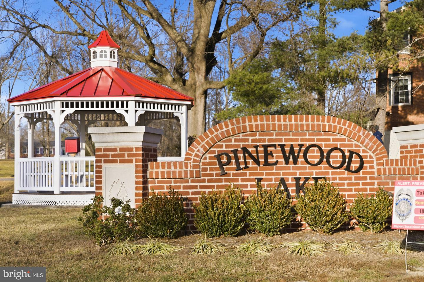 7960 CENTRAL PARK CIR, ALEXANDRIA, Virginia 22309, 4 Bedrooms Bedrooms, ,3 BathroomsBathrooms,Residential,For sale,7960 CENTRAL PARK CIR,VAFX2283182 MLS # VAFX2283182