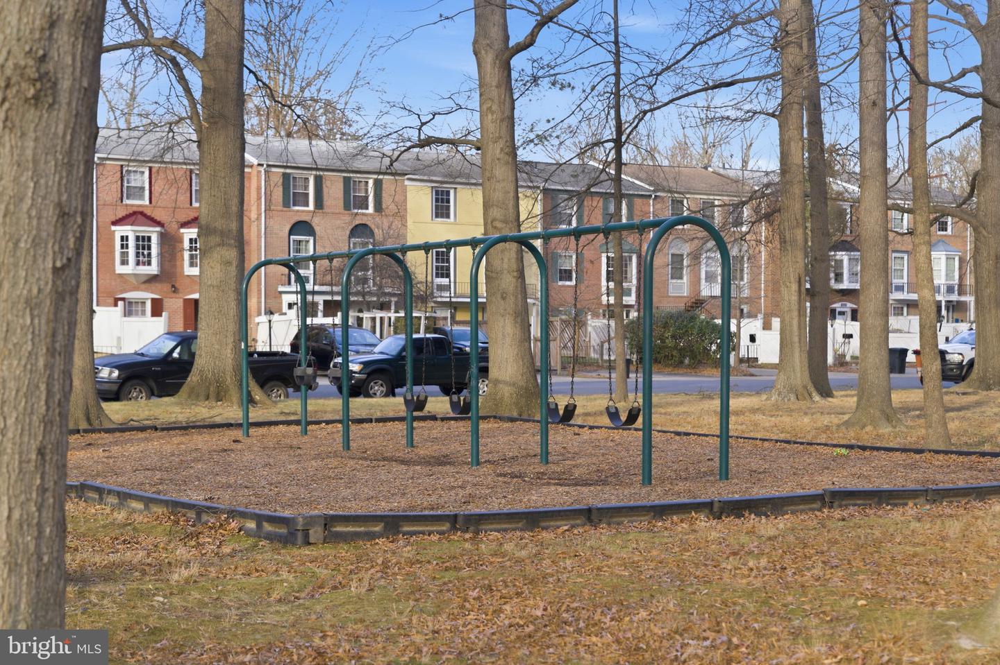 7960 CENTRAL PARK CIR, ALEXANDRIA, Virginia 22309, 4 Bedrooms Bedrooms, ,3 BathroomsBathrooms,Residential,For sale,7960 CENTRAL PARK CIR,VAFX2283182 MLS # VAFX2283182