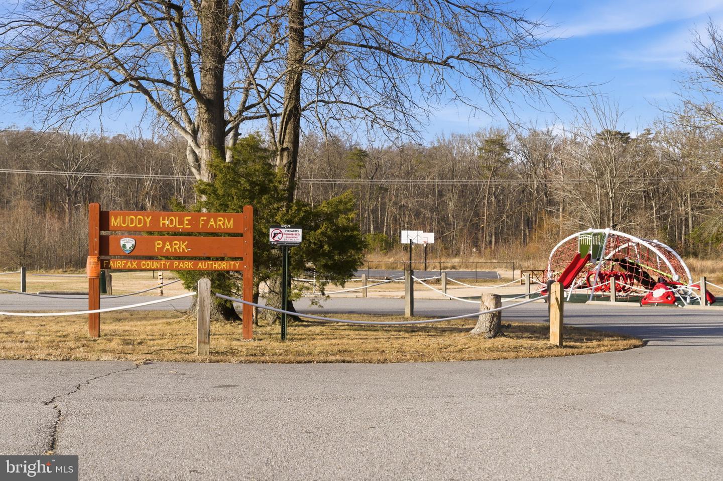 7960 CENTRAL PARK CIR, ALEXANDRIA, Virginia 22309, 4 Bedrooms Bedrooms, ,3 BathroomsBathrooms,Residential,For sale,7960 CENTRAL PARK CIR,VAFX2283182 MLS # VAFX2283182