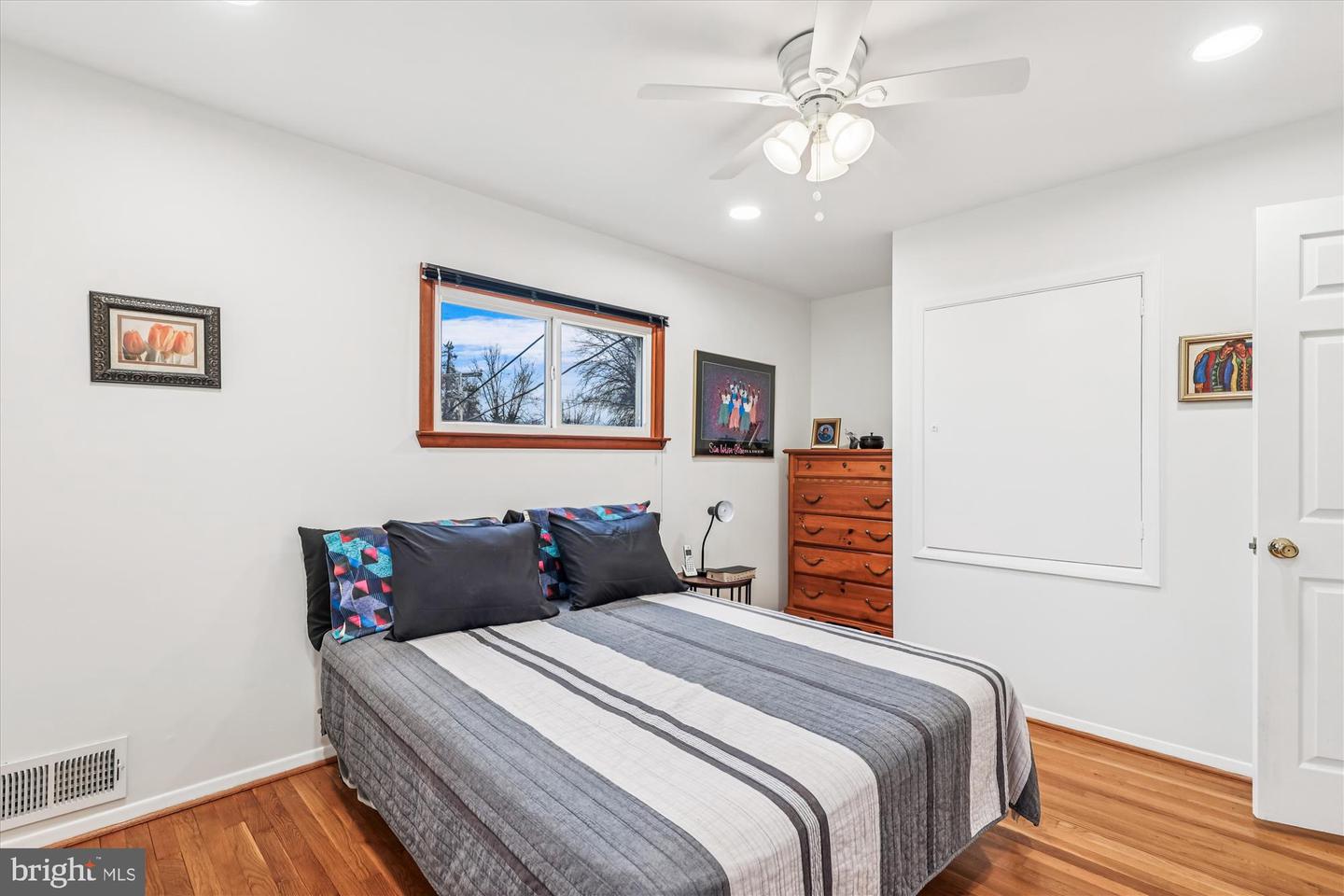 4204 ARDMORE PL, FAIRFAX, Virginia 22030, 3 Bedrooms Bedrooms, ,2 BathroomsBathrooms,Residential,For sale,4204 ARDMORE PL,VAFC2007582 MLS # VAFC2007582