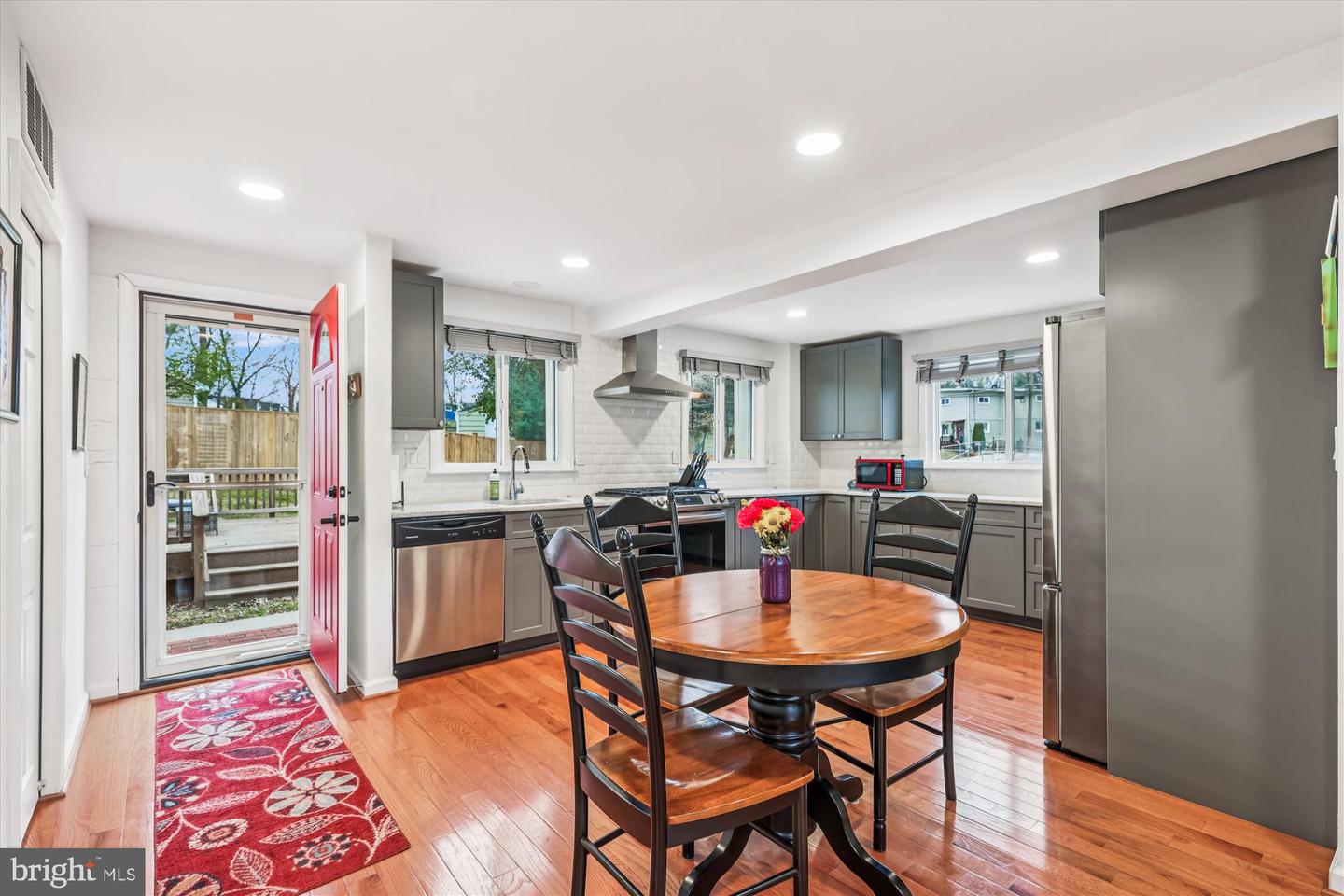 4204 ARDMORE PL, FAIRFAX, Virginia 22030, 3 Bedrooms Bedrooms, ,2 BathroomsBathrooms,Residential,For sale,4204 ARDMORE PL,VAFC2007582 MLS # VAFC2007582