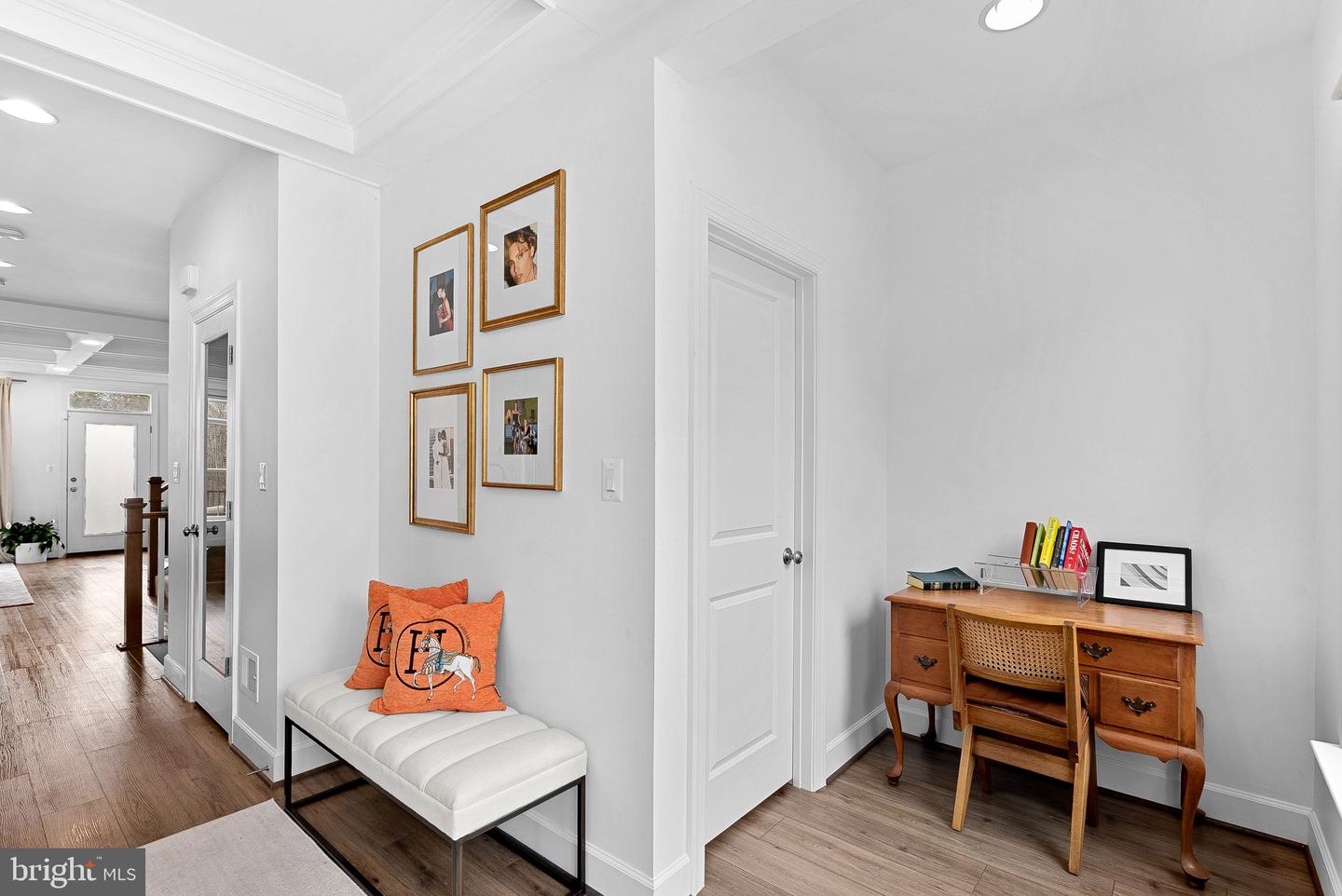 5237 RIDGEVIEW RETREAT DR, CHANTILLY, Virginia 20151, 4 Bedrooms Bedrooms, ,3 BathroomsBathrooms,Residential,For sale,5237 RIDGEVIEW RETREAT DR,VAFX2283212 MLS # VAFX2283212